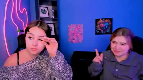 Snapshot of arielmell chatting on February 2026 12:13:02 PM arielmell online show from February 2026 12:13:02 PM