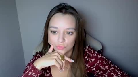 Ariel online show from September 2025 01:00:01 PM