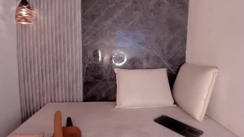 Ariel  online show from January 2026 02:58:01 AM