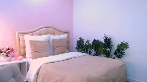 Ari online show from November 2025 08:44:01 PM