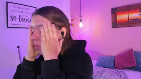  Arianna  online show from March 2025 12:26:02 PM