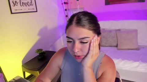  Arianna  online show from October 2025 04:19:01 PM