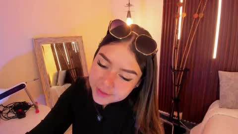  Arianna  online show from April 2026 09:04:02 PM