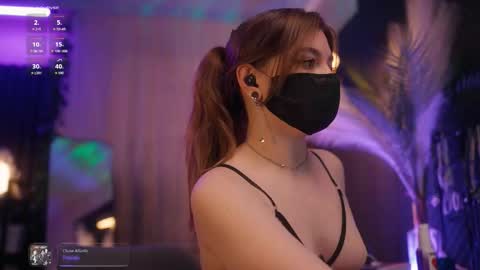 Snapshot of arima_ss chatting on November 2025 01:26:02 PM Arina online show from November 2025 01:26:02 PM