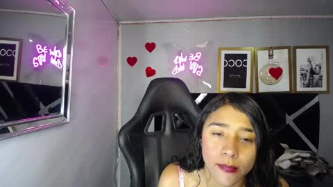 Snapshot of arimeraki_v chatting on June 2026 02:57:02 AM Hi Stream 1000pm to 600am online show from June 2026 02:57:02 AM