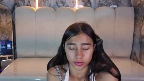 Snapshot of arimeraki_v chatting on July 2026 03:32:01 AM Hi Stream 1000pm to 600am online show from July 2026 03:32:01 AM