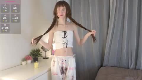 Snapshot of arina_waifu chatting on March 2026 03:24:01 PM Arina online show from March 2026 03:24:01 PM