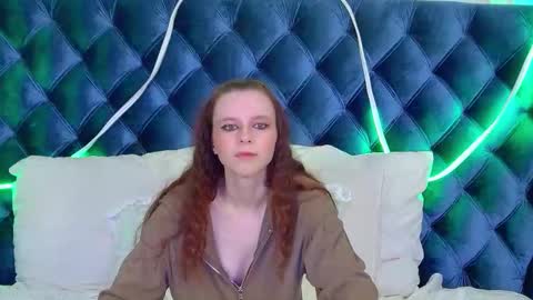 Snapshot of arinakubrick chatting on November 2025 04:35:02 AM Arinakubrick online show from November 2025 04:35:02 AM