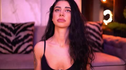 Arina online show from October 2025 06:32:01 PM