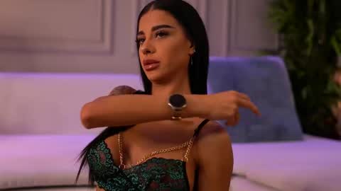 Arina online show from May 2026 06:13:02 PM