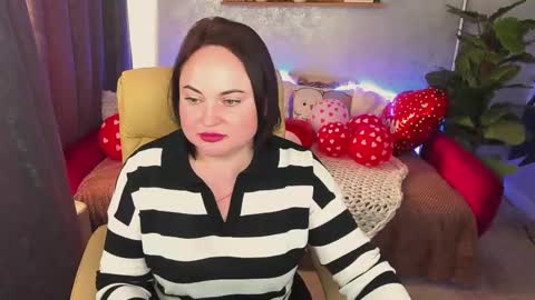 arinastoun online show from February 2025 02:06:02 PM