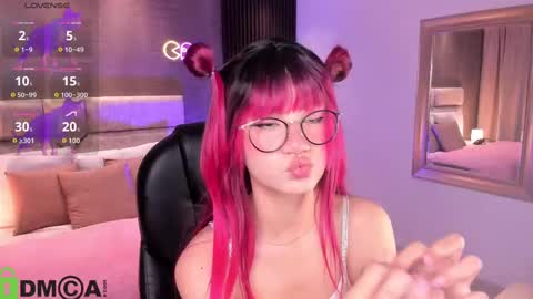 Snapshot of arinextdoor chatting on October 2025 11:58:02 PM Ari online show from October 2025 11:58:02 PM