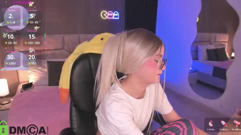 Snapshot of arinextdoor chatting on November 2025 03:49:02 AM Ari online show from November 2025 03:49:02 AM