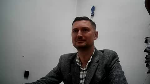 Aristocratu online show from December 2025 04:38:01 PM