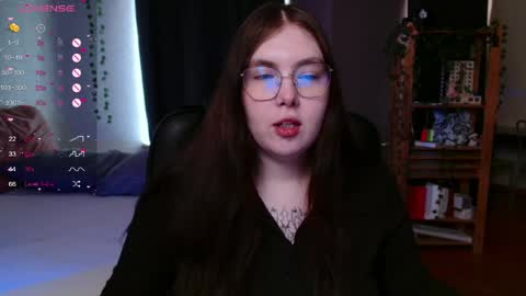 Snapshot of arizonaa_muse chatting on June 2026 08:53:01 AM Astrid online show from June 2026 08:53:01 AM