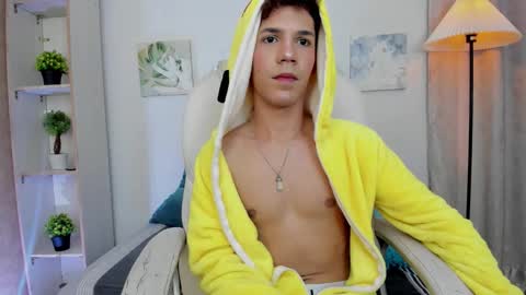 Snapshot of arlequiin_ chatting on February 2026 09:09:02 PM Arlequin online show from February 2026 09:09:02 PM