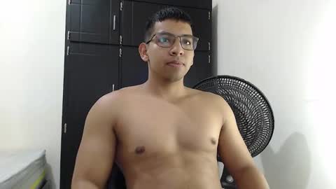 Snapshot of arm578 chatting on January 2025 03:26:01 AM arm578 online show from January 2025 03:26:01 AM