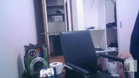 armaduradeacero online show from June 2026 07:03:02 AM