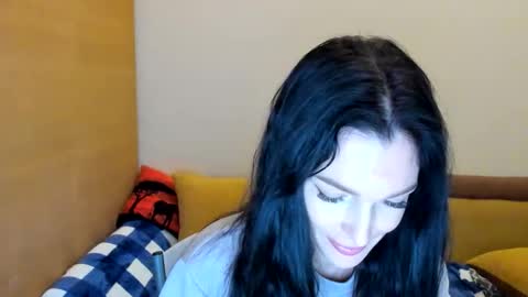 Snapshot of armanigirl chatting on December 2025 01:27:01 PM armanigirl online show from December 2025 01:27:01 PM