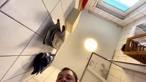 armyskater32 online show from September 2025 12:31:02 PM