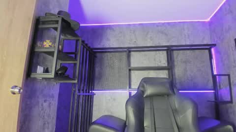 Arohom Lester online show from January 2026 07:16:01 PM