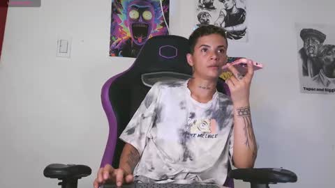 Aron online show from December 2024 05:00:01 PM