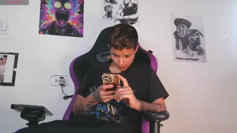 Aron online show from December 2024 06:56:02 PM