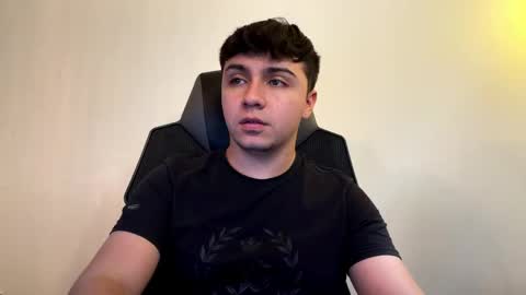 aron__cooper online show from April 2026 02:31:01 PM