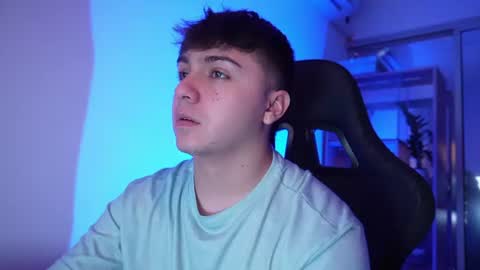 aron__cooper online show from July 2026 04:38:01 AM