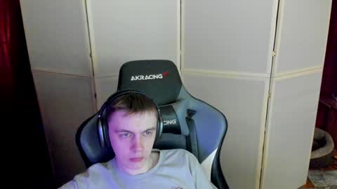 Snapshot of aron_neall chatting on December 2024 03:22:01 PM biggest penis online show from December 2024 03:22:01 PM
