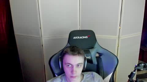 Snapshot of aron_neall chatting on December 2024 09:34:02 PM biggest penis online show from December 2024 09:34:02 PM
