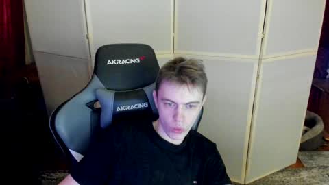 Snapshot of aron_neall chatting on December 2024 06:14:01 AM biggest penis online show from December 2024 06:14:01 AM