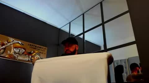 Snapshot of arongrant chatting on June 2026 09:18:02 AM AronGrant online show from June 2026 09:18:02 AM