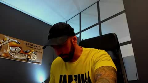Snapshot of arongrant chatting on July 2026 10:00:02 AM AronGrant online show from July 2026 10:00:02 AM