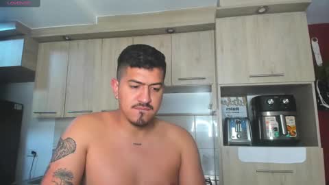 ARON  Independent model  online show from February 2025 08:55:02 AM