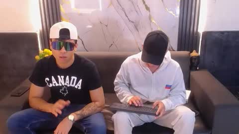 Aroon   online show from April 2026 04:13:02 AM