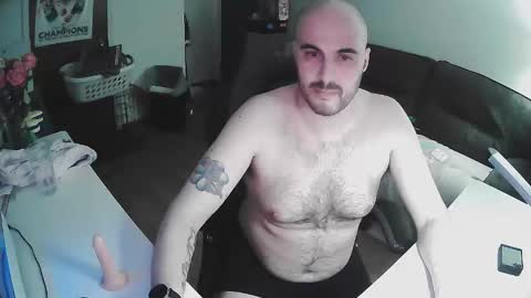 Snapshot of aroundthesun chatting on March 2026 02:35:02 AM aroundthesun online show from March 2026 02:35:02 AM