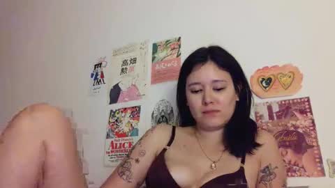 Snapshot of arrosemoi chatting on April 2026 09:42:01 PM arrosemoi online show from April 2026 09:42:01 PM