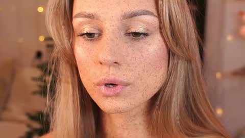 Snapshot of artease chatting on December 2024 11:00:02 AM Arti  Next Streams -  online show from December 2024 11:00:02 AM