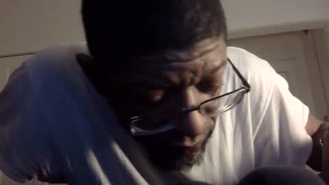 Snapshot of arteblazze chatting on January 2025 03:01:02 AM Arteblazze not daddy boy bitch or nigga online show from January 2025 03:01:02 AM