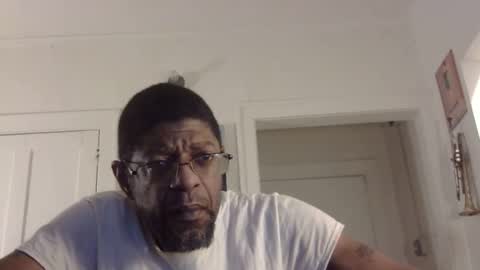 Snapshot of arteblazze chatting on February 2025 01:54:01 AM Arteblazze not daddy boy bitch or nigga online show from February 2025 01:54:01 AM