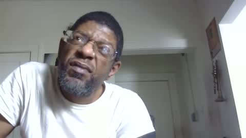 Snapshot of arteblazze chatting on February 2025 06:01:01 PM Arteblazze not daddy boy bitch or nigga online show from February 2025 06:01:01 PM