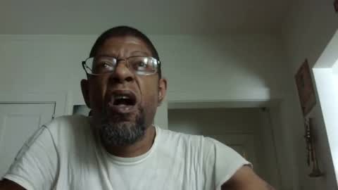 Snapshot of arteblazze chatting on February 2025 01:32:01 PM Arteblazze not daddy boy bitch or nigga online show from February 2025 01:32:01 PM