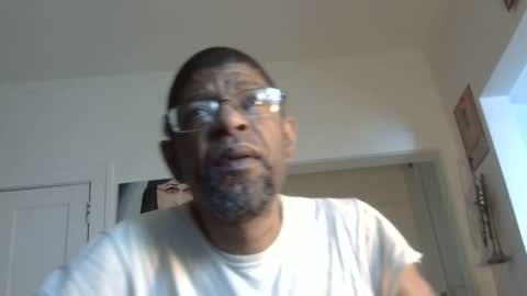 Snapshot of arteblazze chatting on February 2025 01:00:02 PM Arteblazze not daddy boy bitch or nigga online show from February 2025 01:00:02 PM