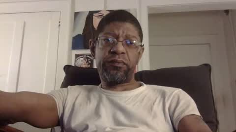 Snapshot of arteblazze chatting on February 2025 12:38:02 AM Arteblazze not daddy boy bitch or nigga online show from February 2025 12:38:02 AM