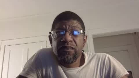 Snapshot of arteblazze chatting on February 2025 01:33:01 AM Arteblazze not daddy boy bitch or nigga online show from February 2025 01:33:01 AM