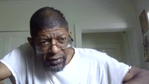 Snapshot of arteblazze chatting on March 2025 05:06:02 PM Arteblazze not daddy boy bitch or nigga online show from March 2025 05:06:02 PM