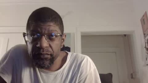 Snapshot of arteblazze chatting on March 2025 11:49:01 PM Arteblazze not daddy boy bitch or nigga online show from March 2025 11:49:01 PM