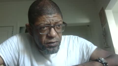 Snapshot of arteblazze chatting on September 2025 01:02:01 PM Arteblazze not daddy boy bitch or nigga online show from September 2025 01:02:01 PM