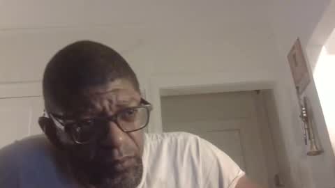 Snapshot of arteblazze chatting on September 2025 01:07:02 AM Arteblazze not daddy boy bitch or nigga online show from September 2025 01:07:02 AM